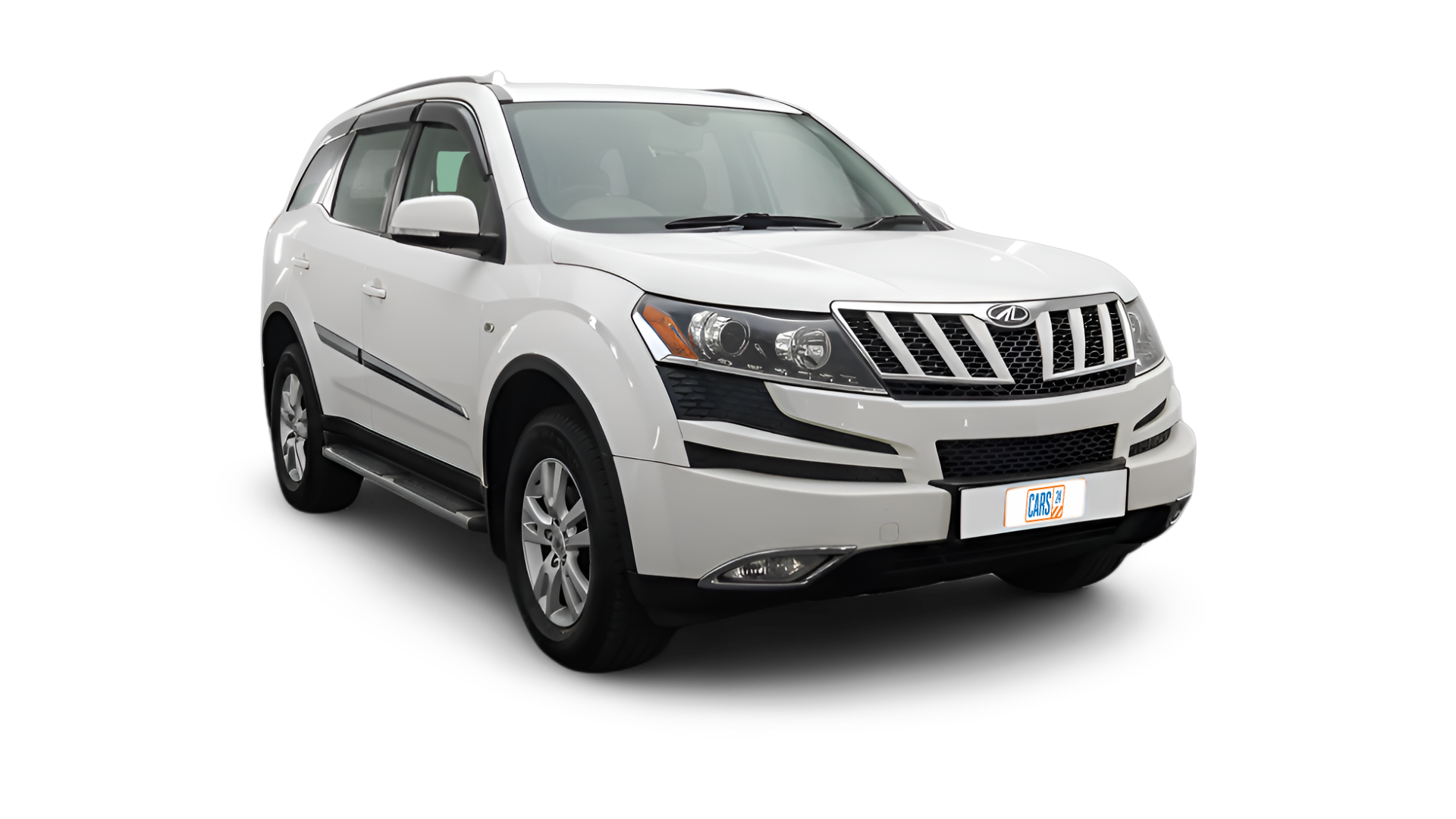 Mahindra XUV500-img